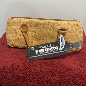 Primeware Inc thermal lined wine clutch